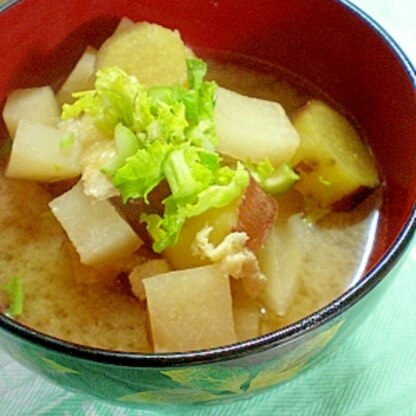 あま～い❤　かぶとさつまいものお味噌汁